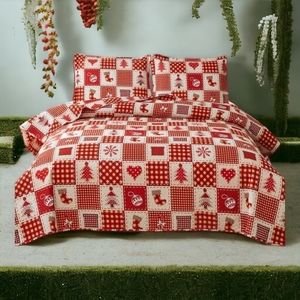 Christmas Twin Bedding 3 Pcs Lightweight Patchwork Quilt Set, New